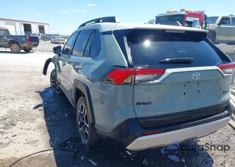 2021 Toyota Rav4 Adventure z USA, uszkodzony, nr VIN 2T3J1RFV5MW240963